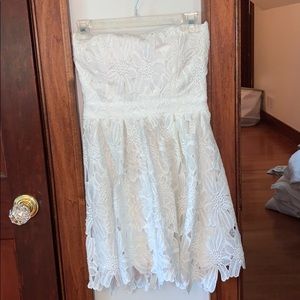 White floral strapless dress